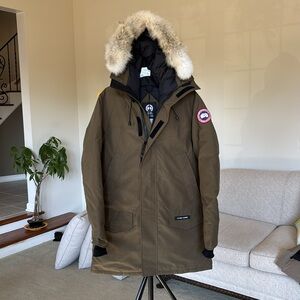 Canada Goose NWT Men’s Langford Heritage Parka Size M In Military Green w Fur